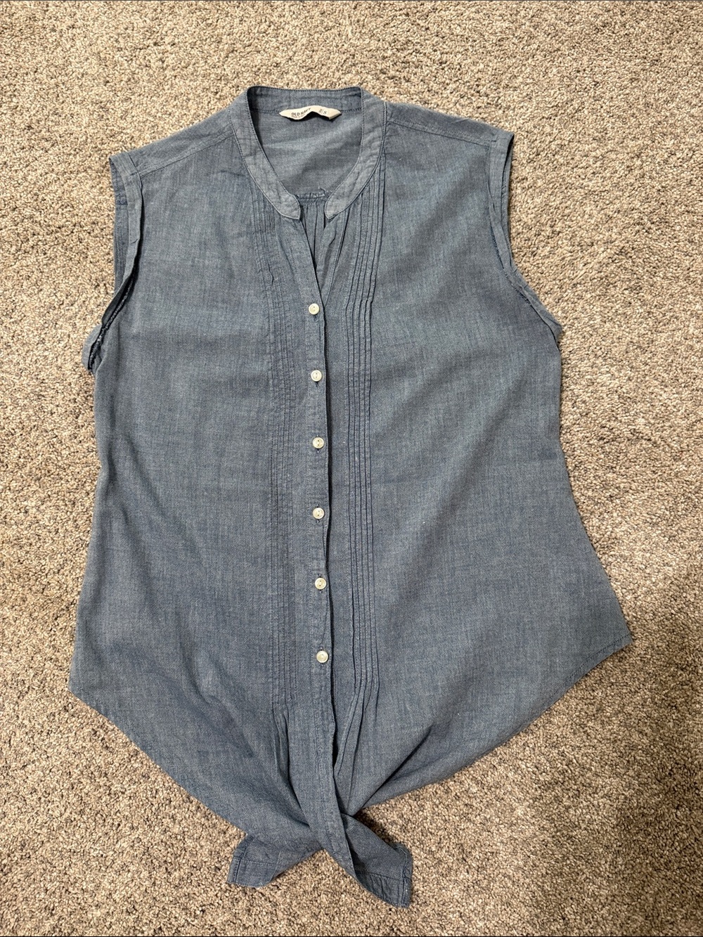 Old Navy Sleeveless Chambray Button-Front Tie Hem Top - Blue